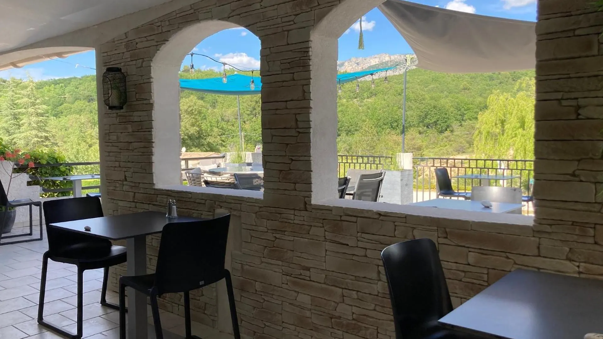 Spa艾尔美塔吉酒店 弗尔东河畔莱萨莱 酒店